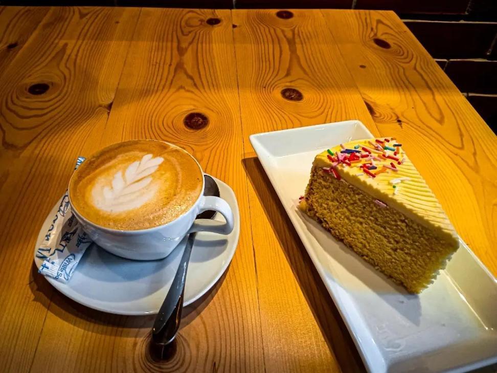 Coffee House Dambulla Hotel Екстериор снимка